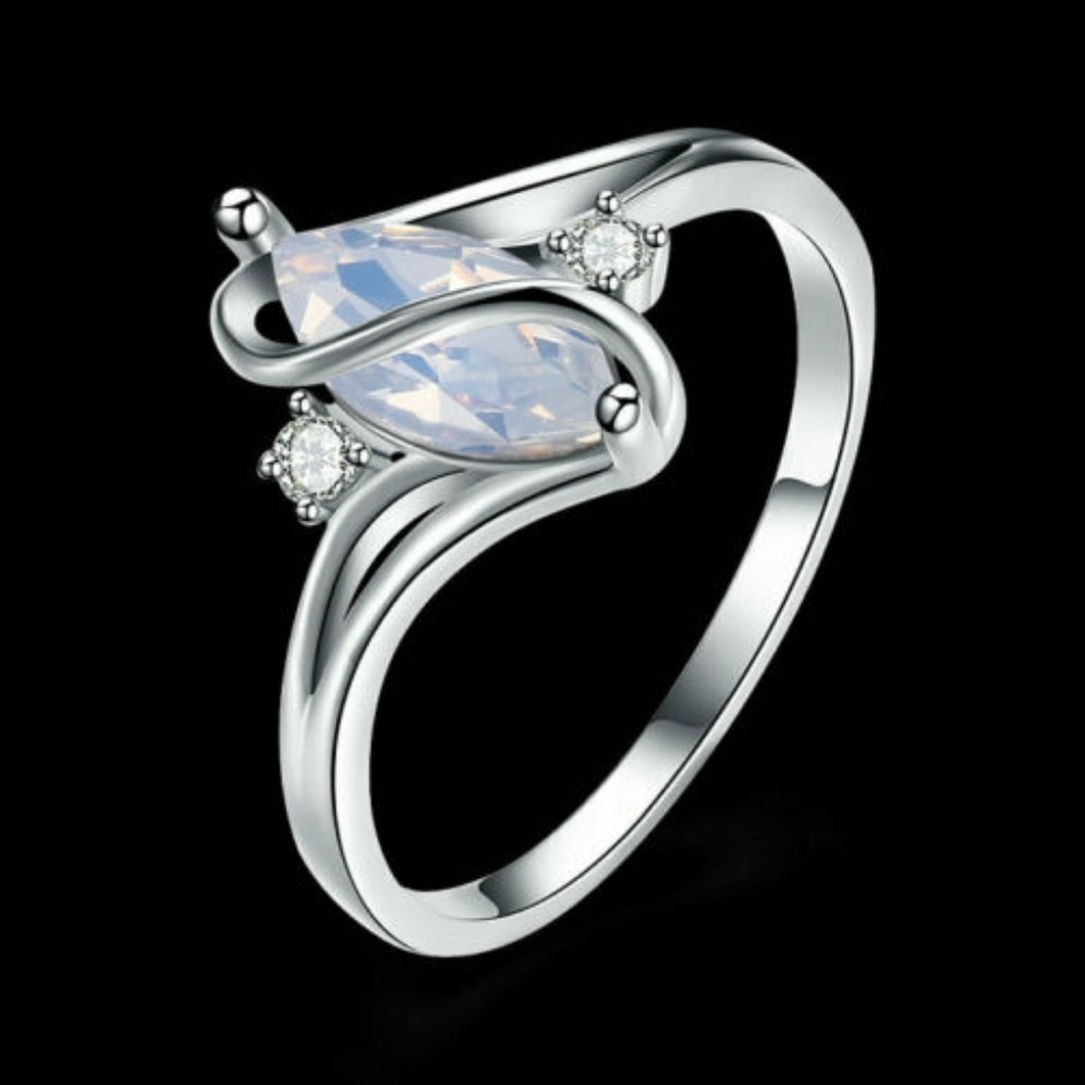 ➰Stunning Anniversary Ring